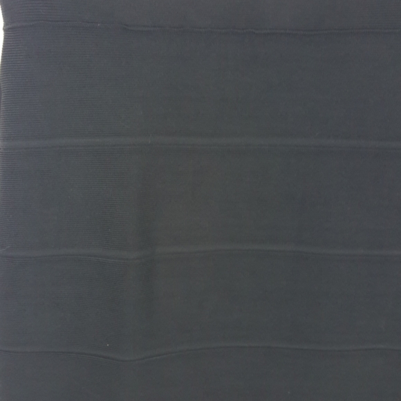 BCBG MAXAZRIA SAMONE  POWER SKIRT...💗 - Picture 5 of 5